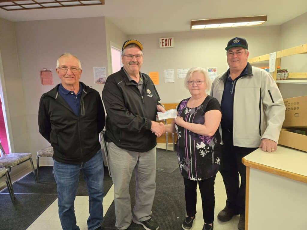 Sask KofC Chartiatable Foundation donates to the Melfort Food Bank